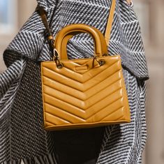 THAIS CARTERA