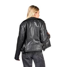 WELLS CAMPERA